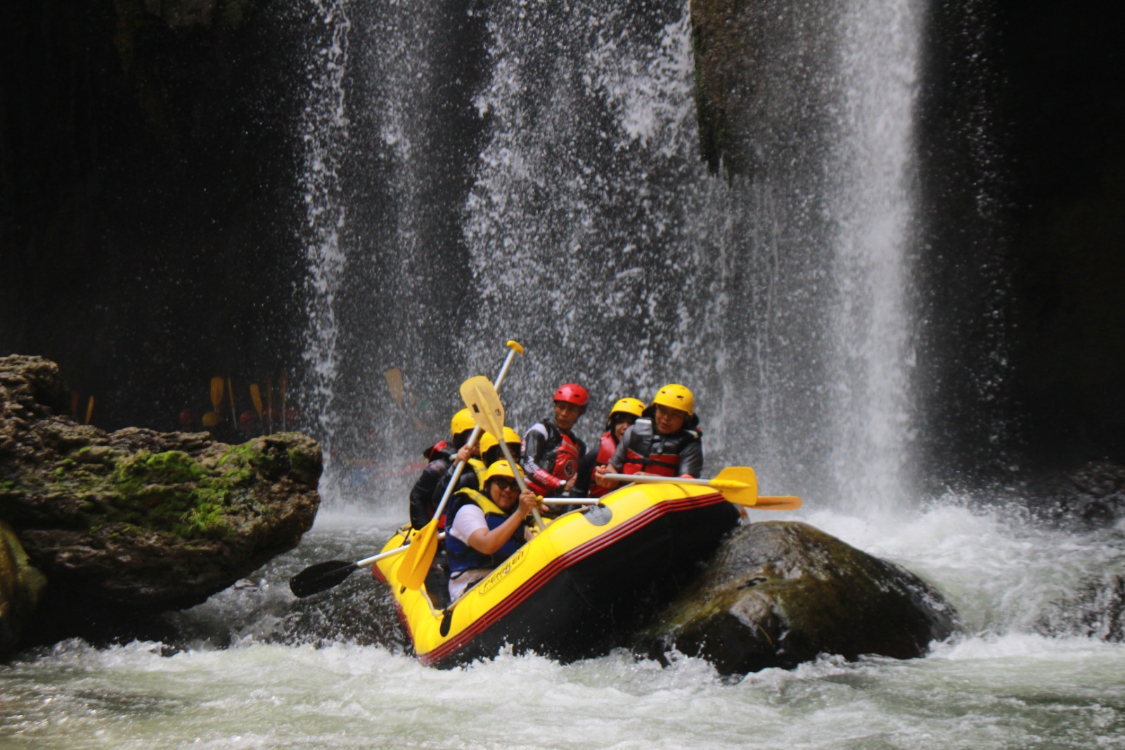 Gambar Serunya Employee Gathering YBBS 2023